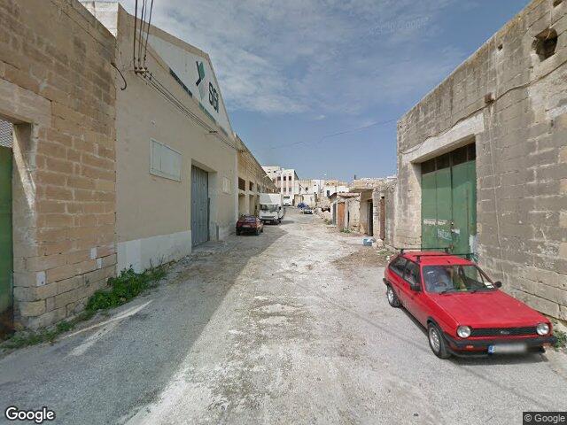 Triq Diċembru Tlettax,  Il-Marsa,  Reġjun tan-Nofsinhar