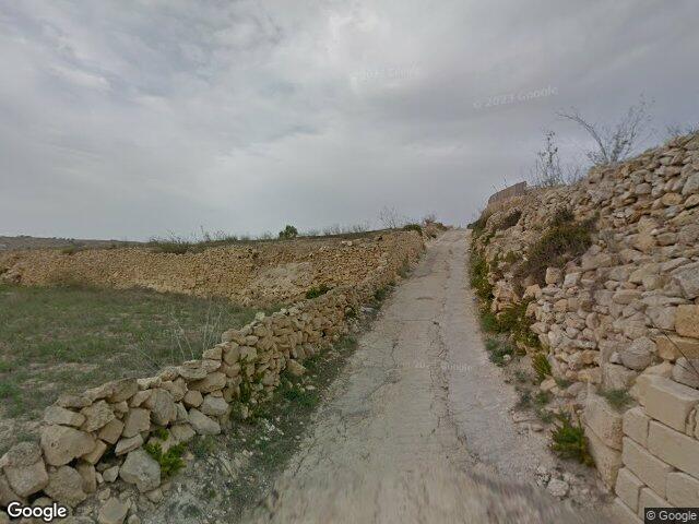 Triq tax-Xadba,  Ix-Xlendi,  Il-Munxar