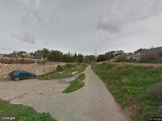 Triq il-Pont tal-Ħesri,  Ħal Dwin,  Ħaż-Żebbuġ