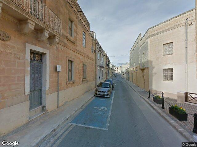 Pjazza Madonna ta' Pompei,  Marsaxlokk,  Reġjun tan-Nofsinhar