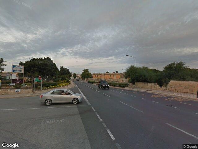 Ħal Luqa,  Reġjun tan-Nofsinhar,  LQA 3290