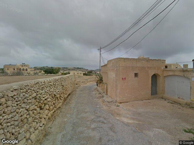Triq ta' Doti,  Santa Luċija,  Ta' Kerċem