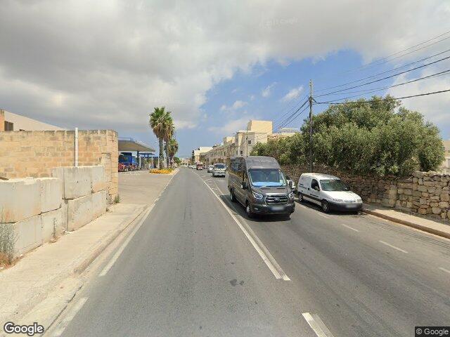 Triq Ħal Luqa,  Tal-Ħandaq,  Ħal Qormi