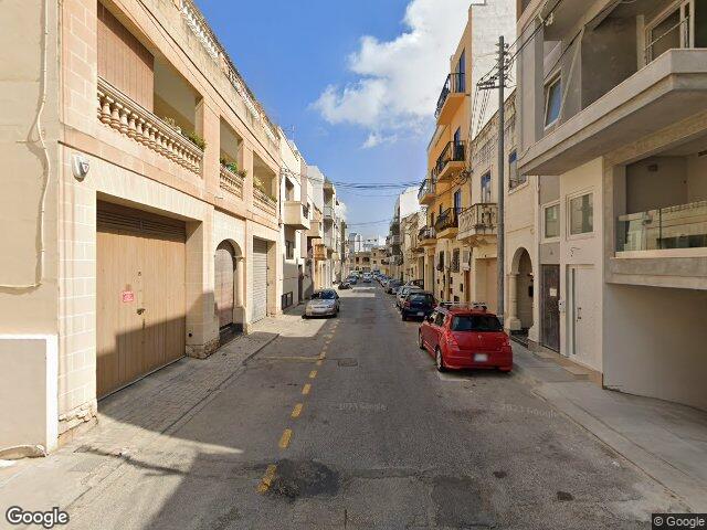 Triq tal-Maħżnier,  Luqa,  Ħal Luqa