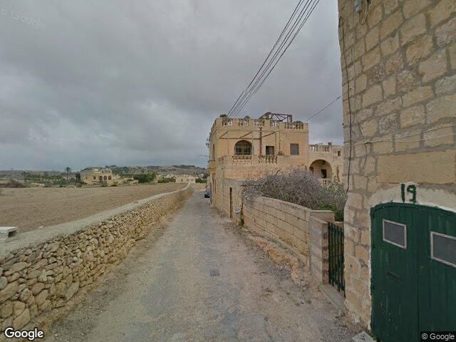 Triq ta' Doti,  Santa Luċija,  Ta' Kerċem