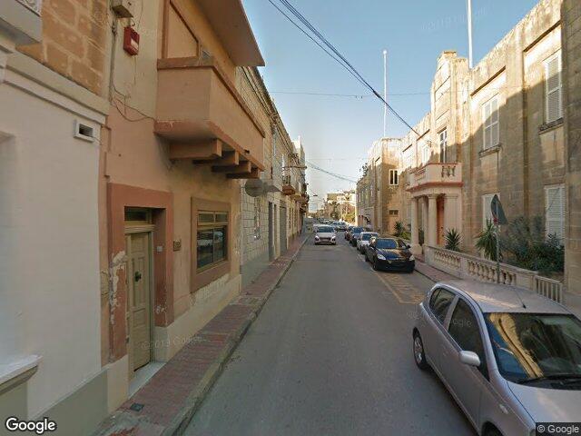 Knisja tal-Karmnu,  Triq il-Karmelitani,  Il-Fgura