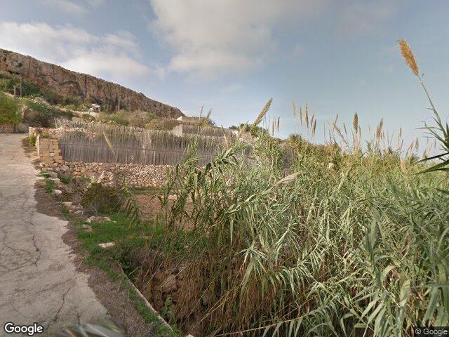 Ta' Daħlet Qorrot,  Il-Qala,  Reġjun Għawdex