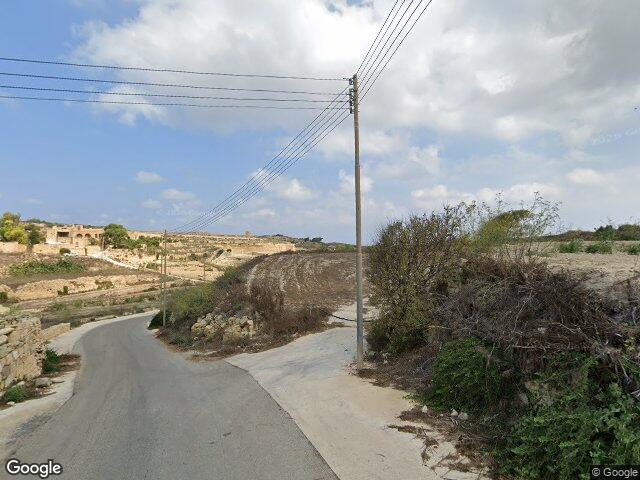 Triq tat-Trux,  L-Għarb,  Reġjun Għawdex