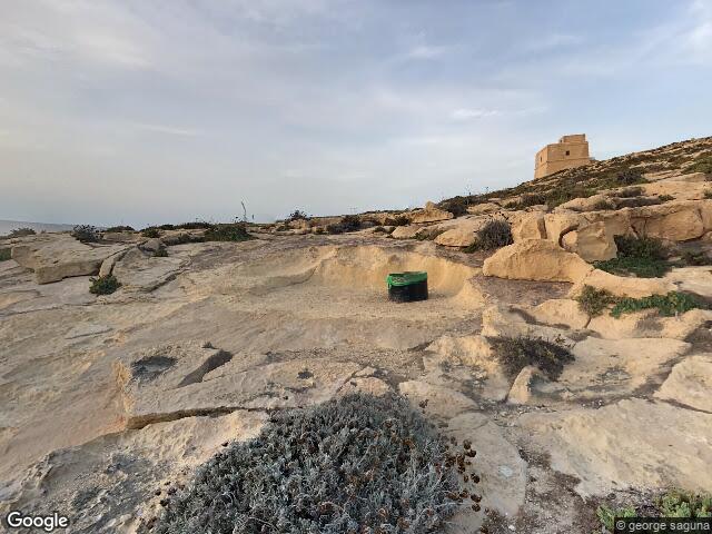 Wild Camp,  Triq id-Dwejra,  San Lawrenz