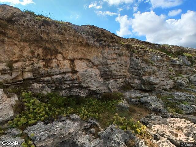 Għar il-Katidral,  Triq is-Sagħtrija,  Iż-Żebbuġ