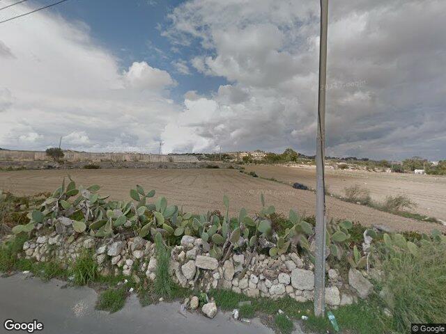 Triq ta' Bieb ir-Ruwa,  Landrijiet,  Il-Baħrija