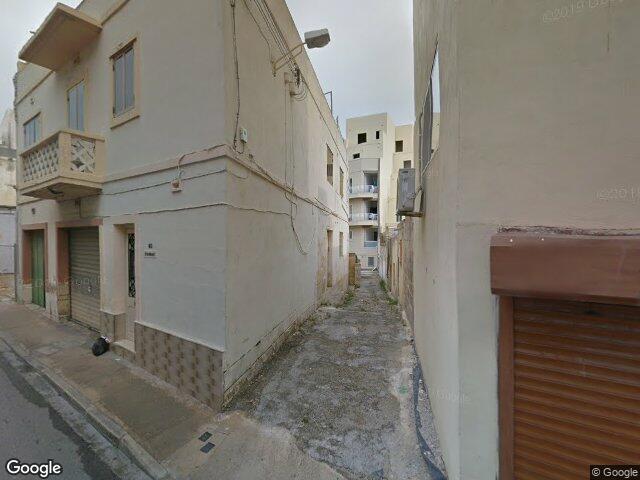 solo vinyl books,  92,  Triq Bordin