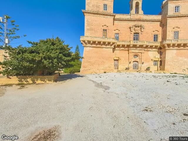 Misraħ Patri Elija Vella,  Triq Selmun,  Is-Selmun