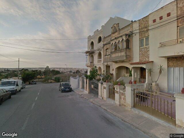 Triq ir-Russett Abjad,  Ħal Luqa,  Reġjun tan-Nofsinhar