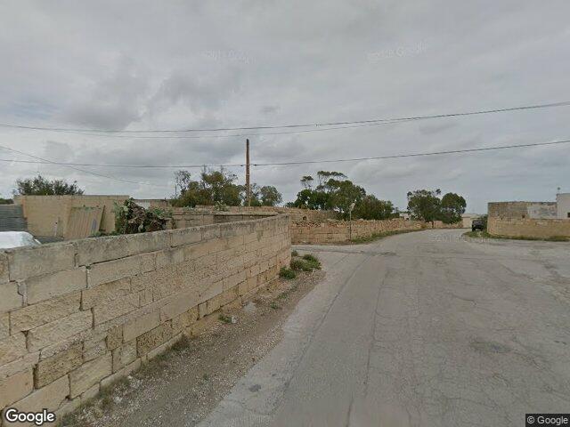 Triq il-Karmnu,  Birżebbuġa,  Reġjun tan-Nofsinhar