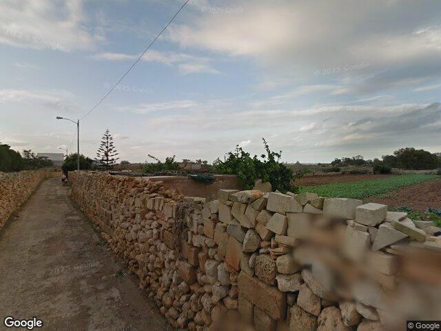 Triq it-Torri Ta' Ġawhar,  Ħal Safi,  Reġjun tal-Punent