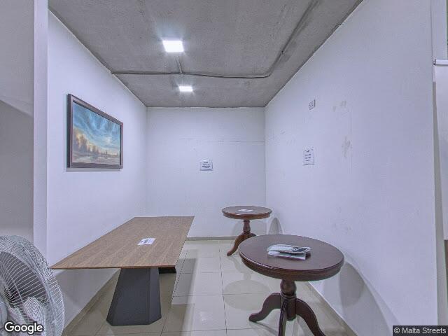 Ħal Luqa,  Reġjun tan-Nofsinhar,  LQA 3290