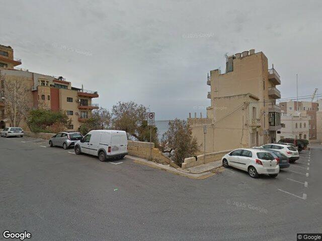 Steve's Food Store,  32,  Triq il-Knisja