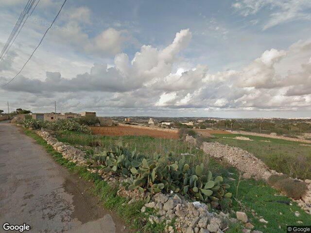 Triq Misraħ Suffara,  Ħad-Dingli,  Reġjun tal-Punent