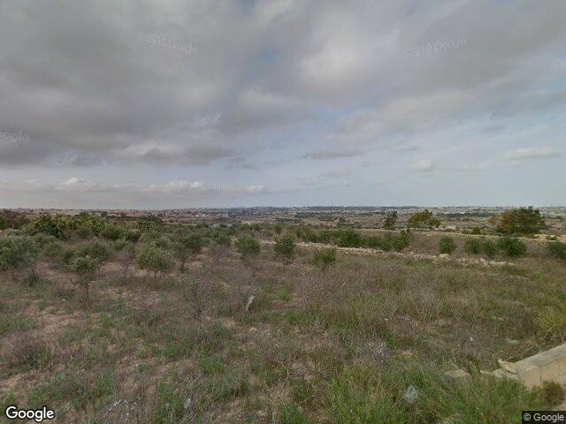 Sqaq il-Qenċ,  Ta' Żaruna,  Ħaż-Żebbuġ