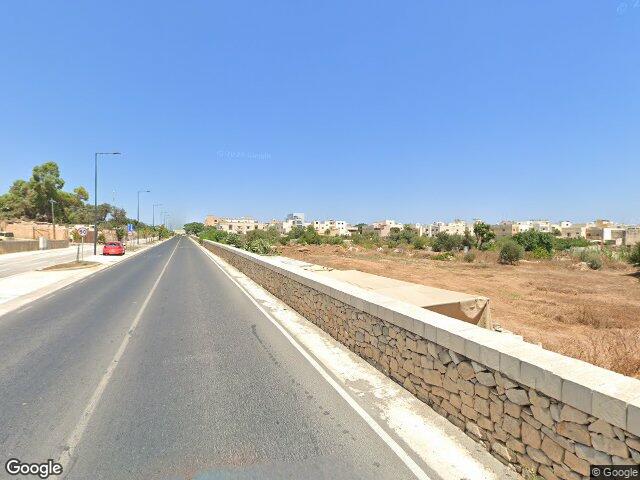 47,  Trejqet l-Industrija,  Il-Qasam Industrijali ta' Bulebel - Żona Ħamra