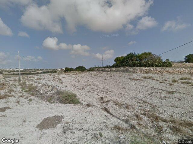 Triq it-Tumbata,  Ħal Qormi,  Reġjun tan-Nofsinhar