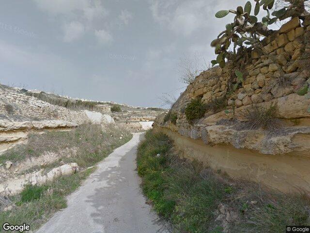 Triq Wied l-Infern,  Il-Qbajjar,  Marsalforn