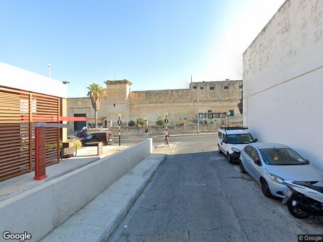 Burger King,  Triq Sant' Ubbaldeska,  Raħal Ġdid