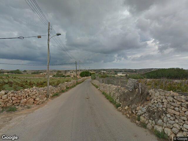 Triq is-Santi,  L-Imġarr,  Reġjun tat-Tramuntana