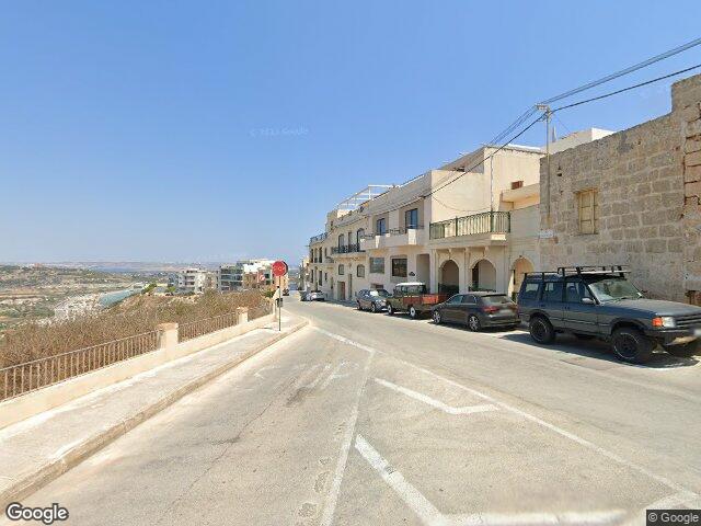 Triq il-Monsinjur Indrì Fenech,  Il-Mellieħa,  Reġjun tat-Tramuntana