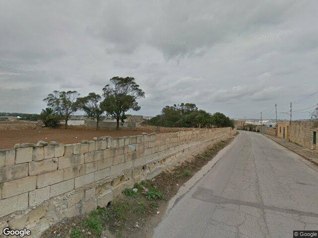 Triq il-Karmnu,  Birżebbuġa,  Reġjun tan-Nofsinhar