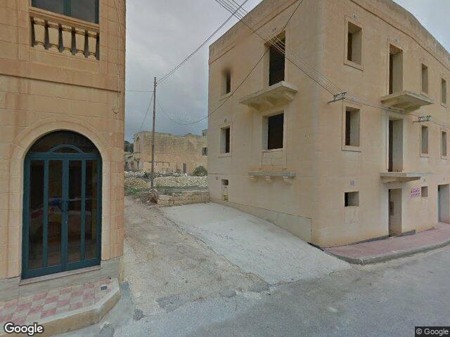 Triq ta' Lonżi,  Santa Luċija,  Ta' Kerċem