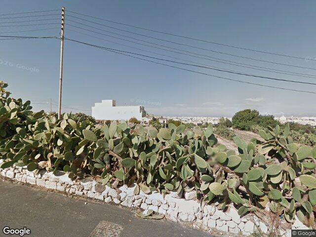 Skola Medja Ħandaq,  Sqaq il-Ħarruba,  Tal-Ħandaq