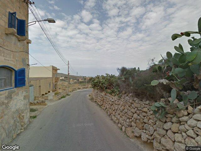 Triq il-Knisja,  L-Għasri,  Reġjun Għawdex