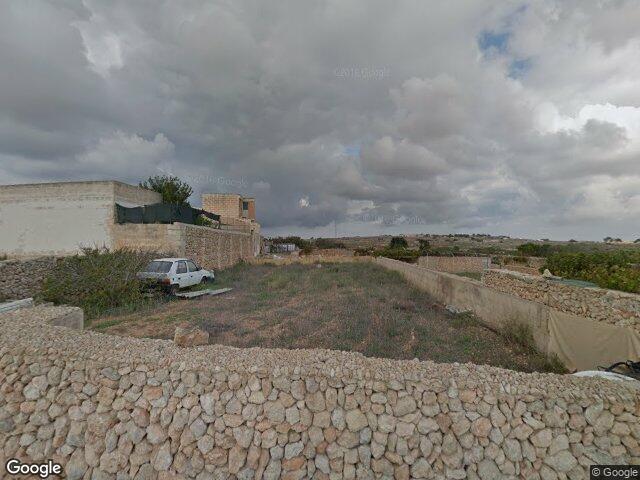 Triq il-Ħarrub,  Landrijiet,  Il-Baħrija