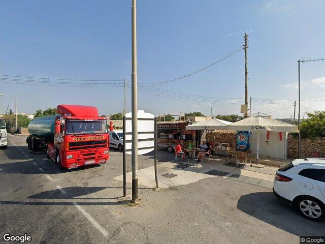 Triq il-Gudja,  Ħal Luqa,  Reġjun tan-Nofsinhar