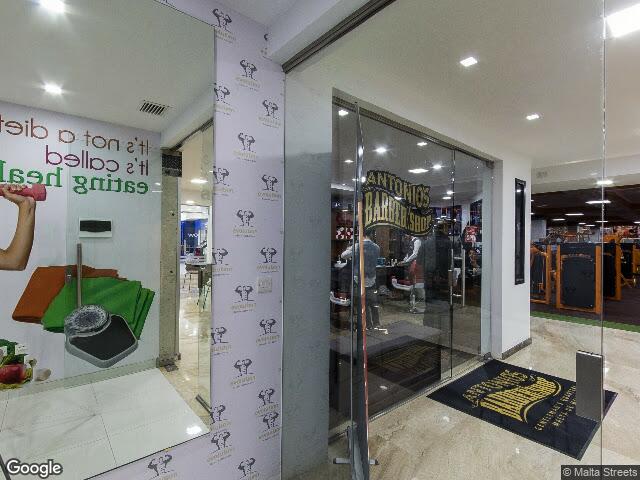 Cambridge Battery,  Triq ta' Ponta ta' Dragut,  Tas-Sliema