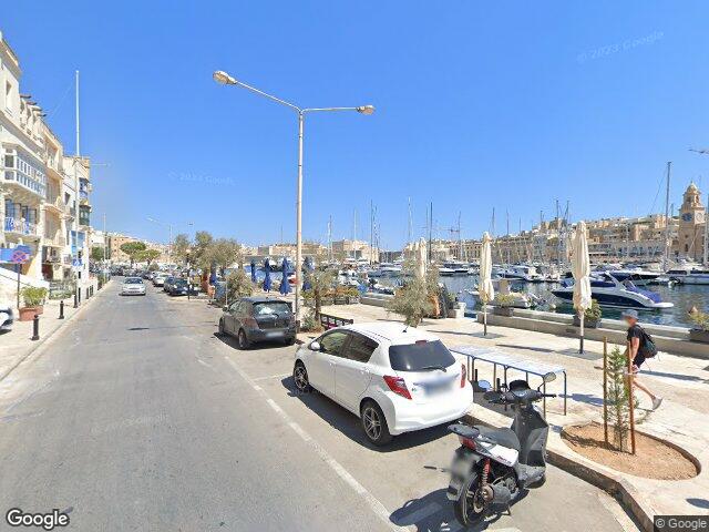 Triq ix-Xatt Juan B. Azopardo,  L-Isla,  Reġjun tal-Port