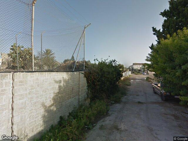 Triq San Tumas,  Ħal Luqa,  Reġjun tan-Nofsinhar