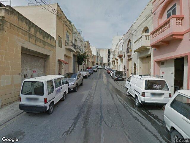 Triq il-Kaċċatur,  Tal-Ħandaq,  Ħal Qormi