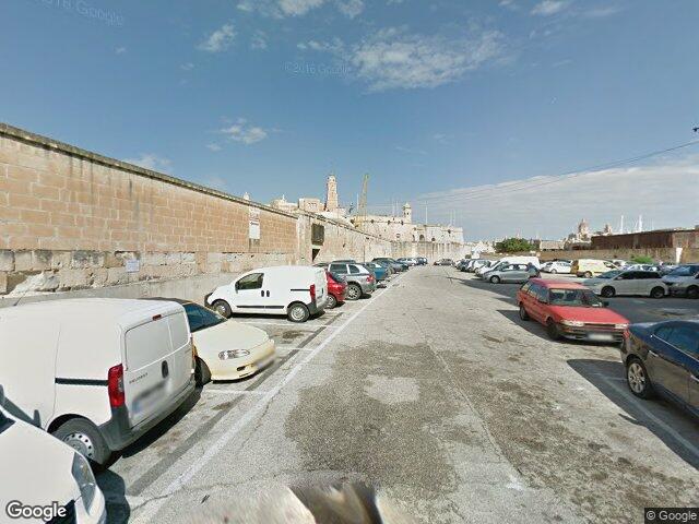 Triq tal-Karmnu,  Bormla,  Reġjun tal-Port