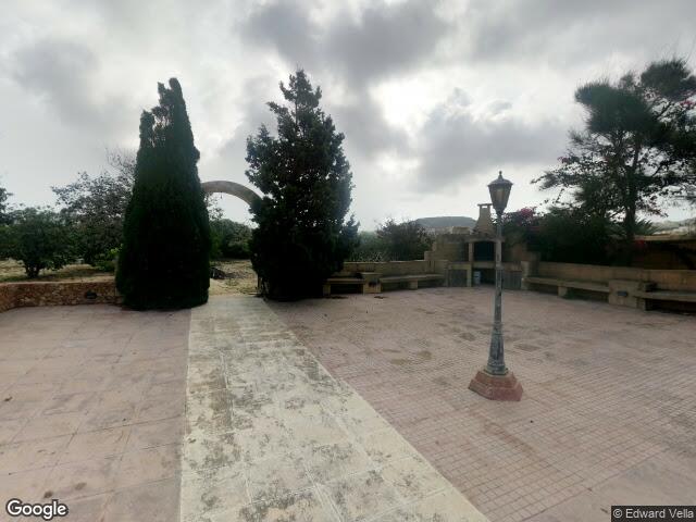 Trejqa tas-Sisien,  Sqaq Numru 2,  L-Għarb