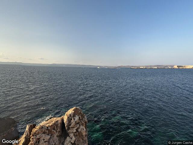 Ta' Qassisu,  Triq Għajn Tuta,  Il-Mellieħa