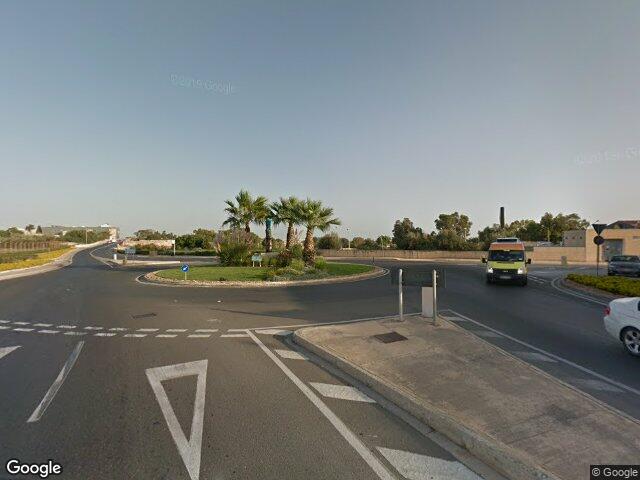 Triq San Tumas,  Ħal Luqa,  Reġjun tan-Nofsinhar