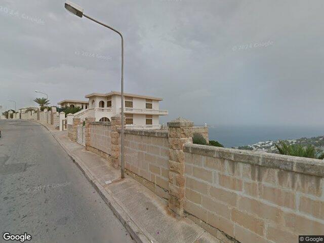 Triq l-Etna,  Il-Mellieħa,  Reġjun tat-Tramuntana