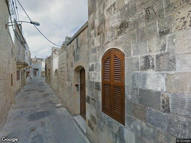 Triq il-Madonna,  Ħaż-Żebbuġ,  Ħal Dwin